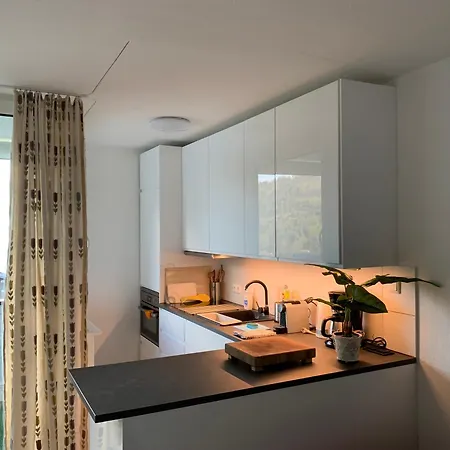 아파트 4* + 5* Luxury *